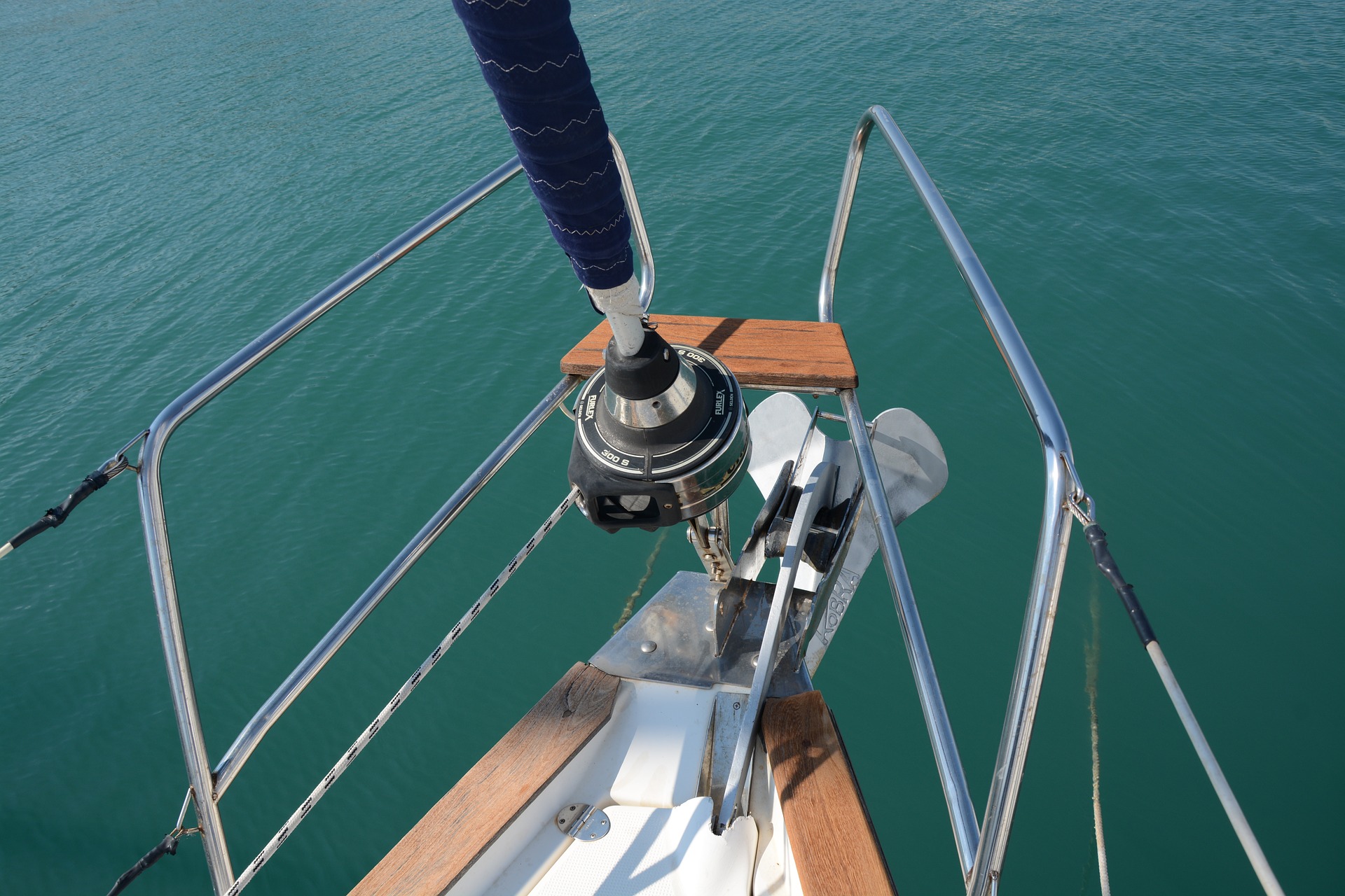 Fenua Rigging — mast work Tahiti